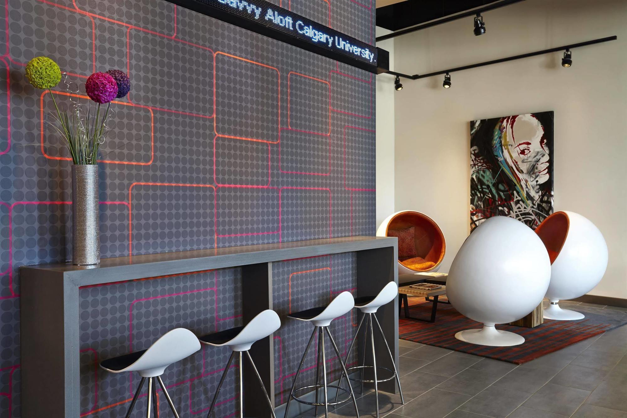 Hotel Aloft Calgary